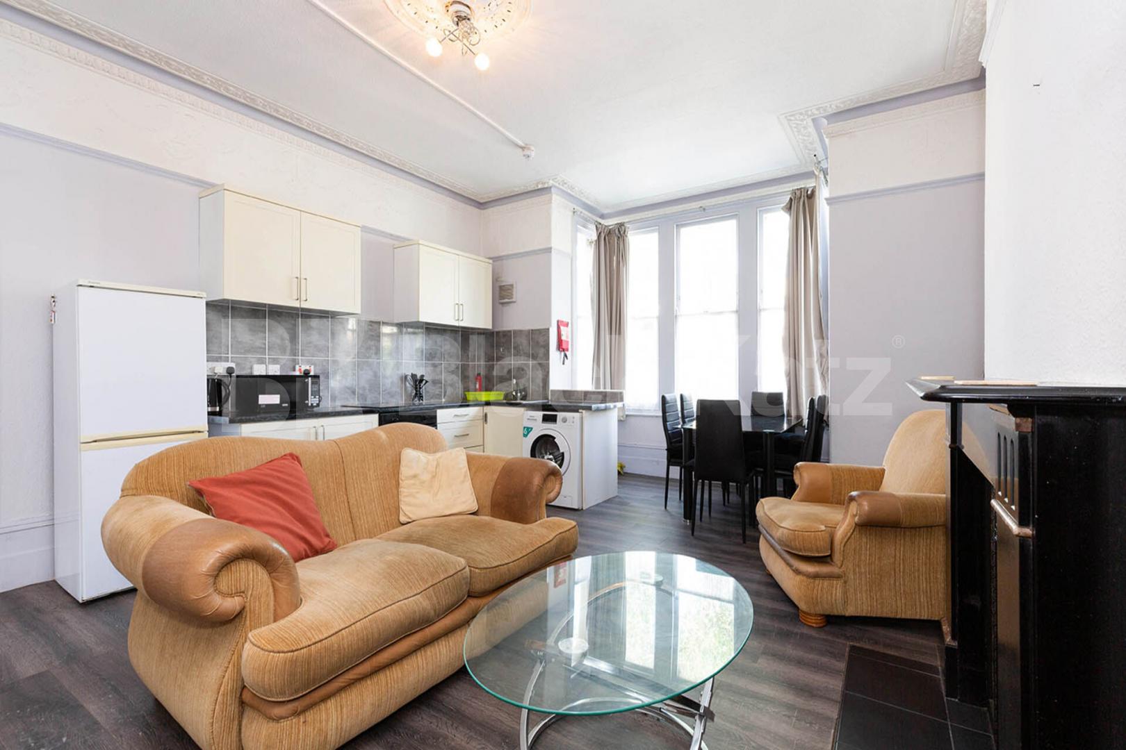 Very large one bedroom property with high ceilings  Mercers Road, Tufnell Park 